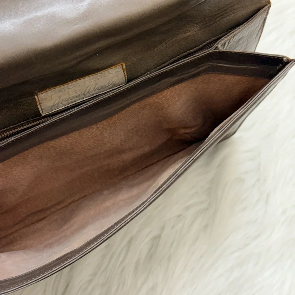 ANDREA PFISTER FOR AMEN WARDY - GREY BROWN TAN SNAKE EMBOSSED LEATHER CLUTCH BAG - Picture 6 of 13